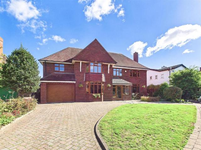 House for sale in Lichfield, Boley Park