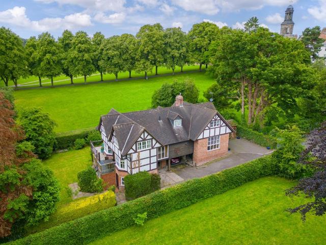House for sale in Kingsland, Frankwell