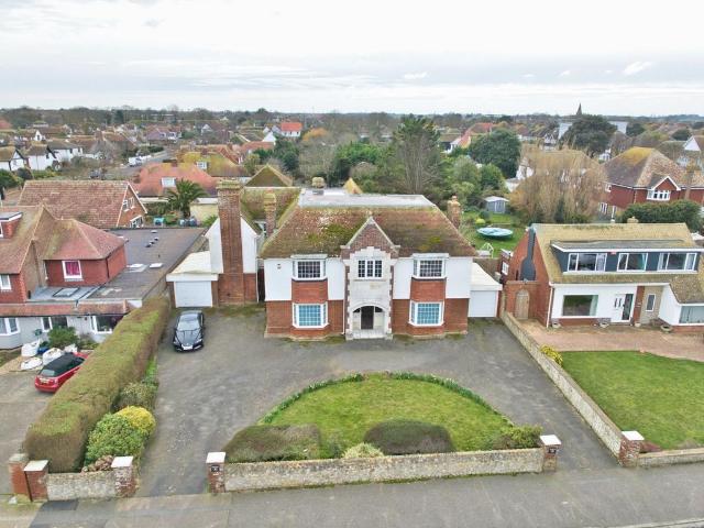 House for sale in Westbrook, Acol