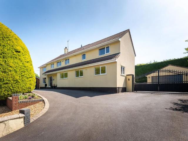 House for sale in Winscombe and Sandford, North Somerset