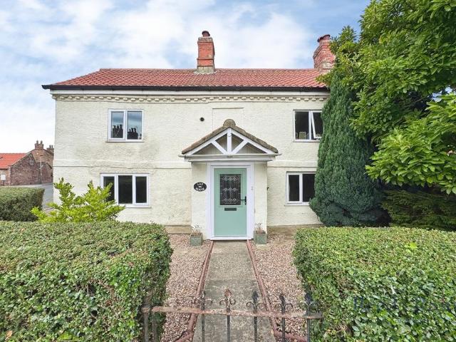 House for sale in Hemingbrough, North Yorkshire
