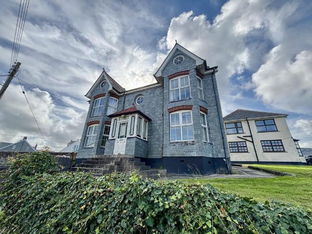 House for sale in Port Gaverne, Port Isaac
