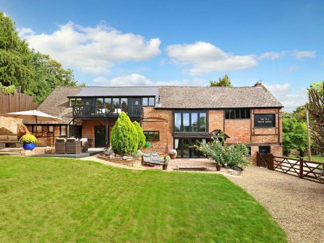 House for sale in Wooburn, Loudwater