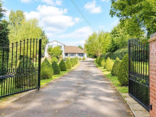 House for sale in Oaklands, Fretherne