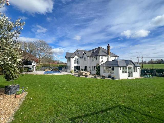House for sale in Bisham