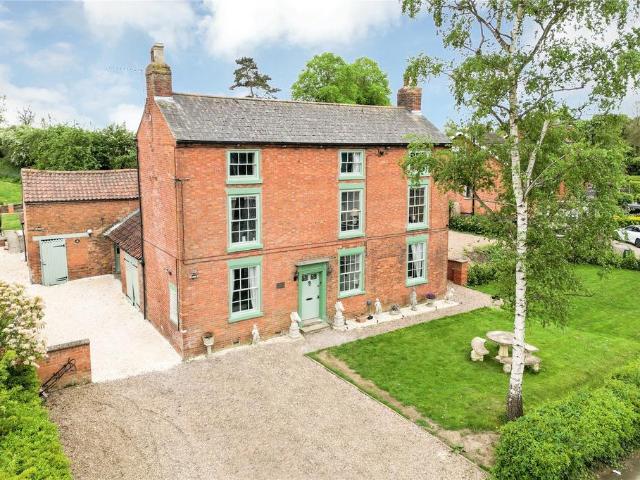House for sale in Barton In Fabis, East Midlands