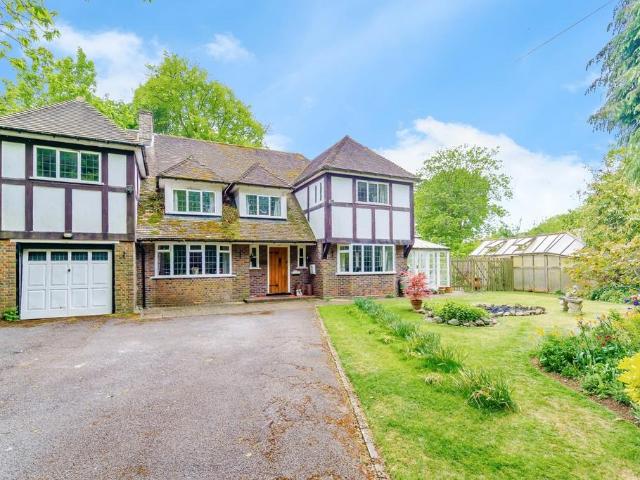 House for sale in London Borough of Croydon, Greater London