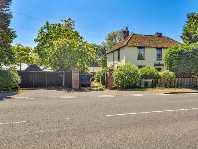 House for sale in Duton Hill, Essex