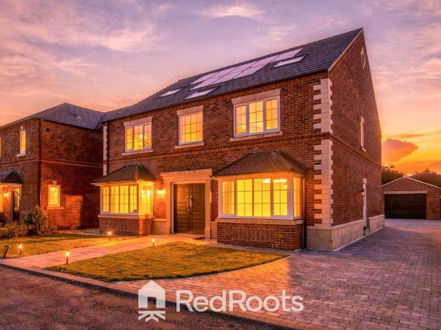 House for sale in East Lound, North Lincolnshire