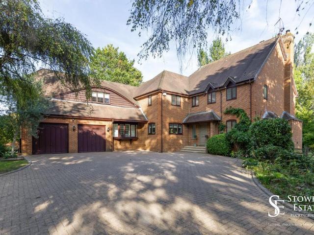 House for sale in Wooburn, Bourne End