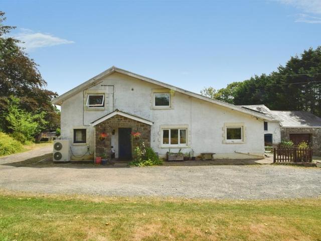 House for sale in Ynys Isaf, Ystradgynlais