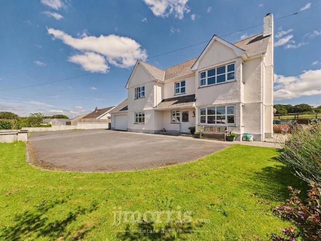 House for sale in Penrhiw-Pâl, Adpar