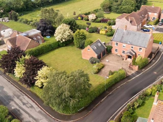 House for sale in Newton Upon Derwent, East Riding Of Yorkshire