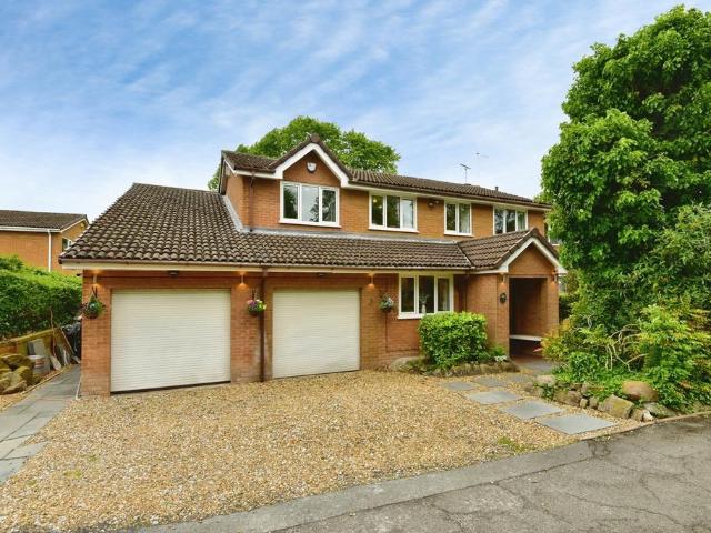 House for sale in Lloyd Mews, Alsager