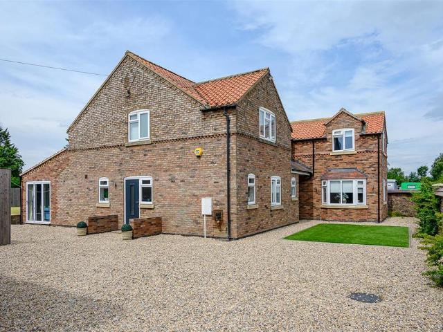 House for sale in Acaster Malbis, York