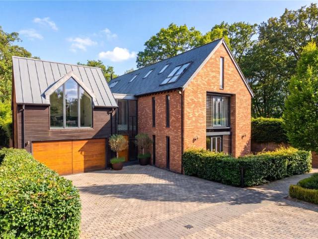 House for sale in Row Town, Surrey