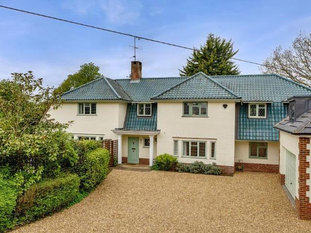 House for sale in Henley-on-Thames, Berrick Salome