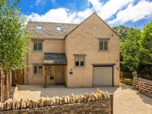 House for sale in Delly End, Black Bourton