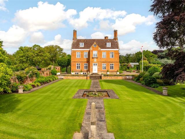 House for sale in Lillingstone Dayrell, Buckinghamshire