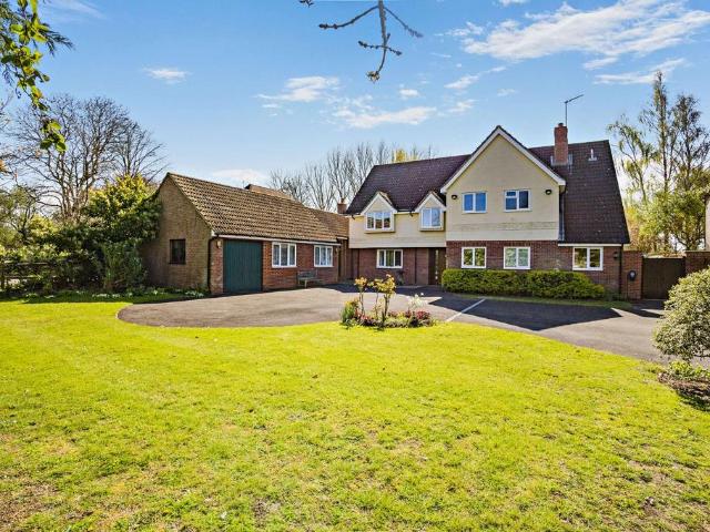 House for sale in Arrington, Cambridgeshire