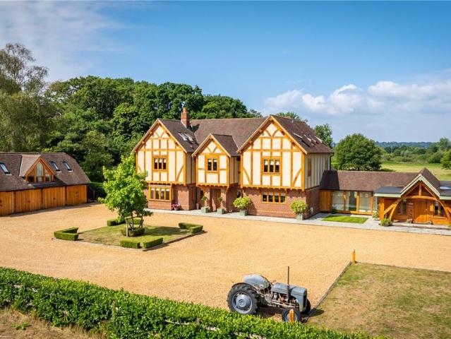 House for sale in Shalford, Westborough