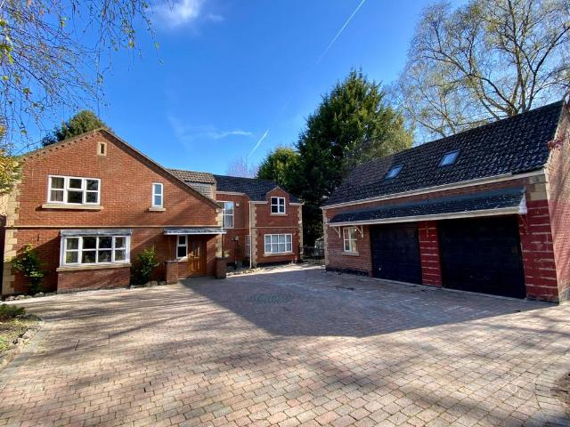 House for sale in Barholm, Lincolnshire