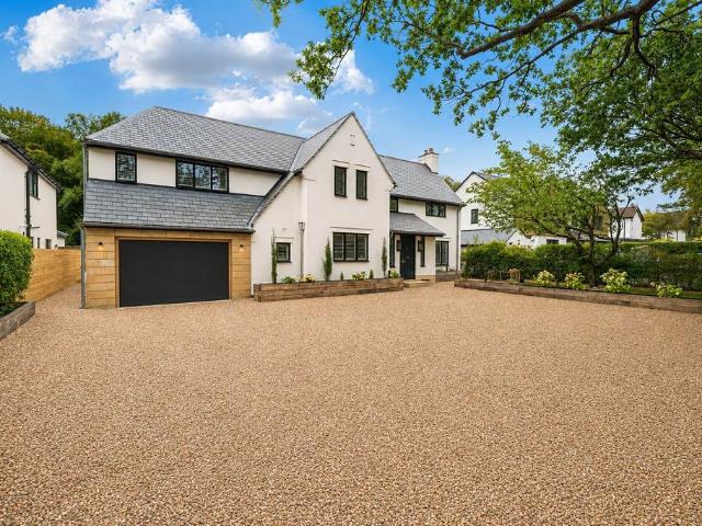 House for sale in Hookstone, Harrogate