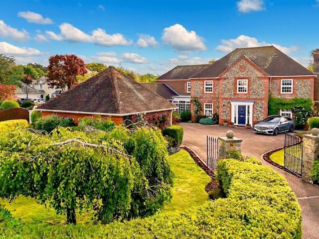 House for sale in West Preston, Arun