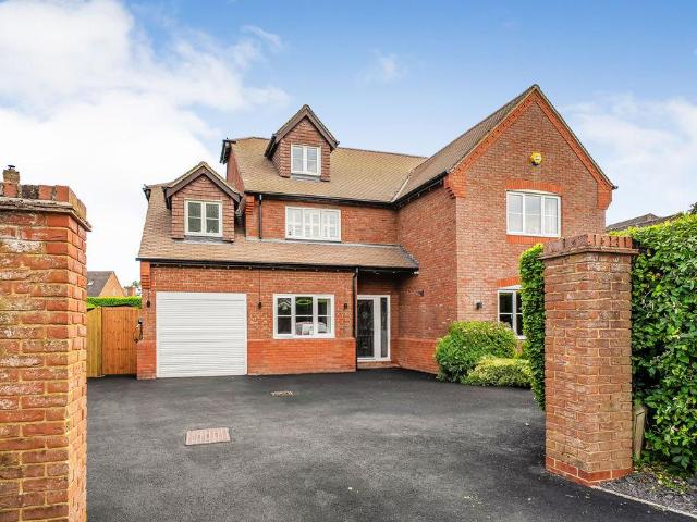 House for sale in Bedford