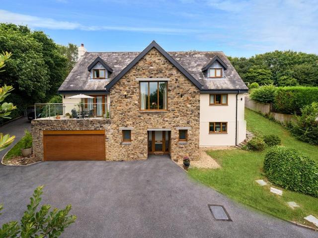 House for sale in Strode, Devon