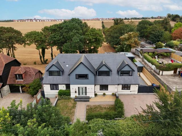 House for sale in Westwood, Acol