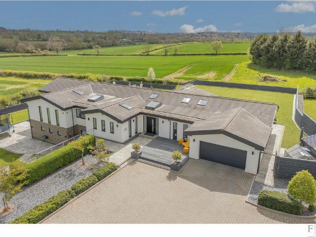 House for sale in Stanford On Avon, Leicestershire