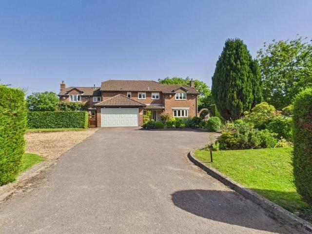 House for sale in Butlocks Heath, Helford