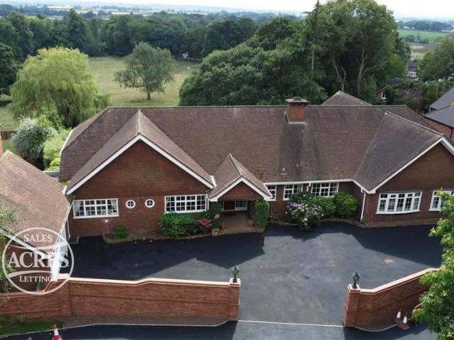 House for sale in Shenstone, Lichfield