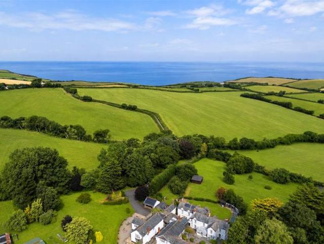 House for sale in Alwington, Brandis Corner