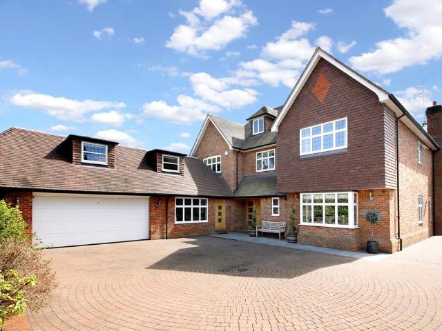House for sale in Beaconsfield, Penn Bottom