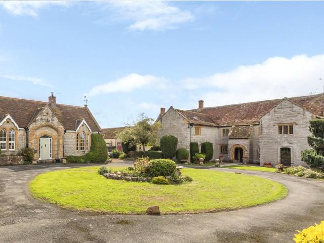 House for sale in Knole, Somerset