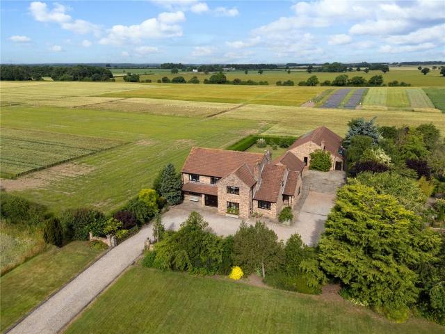 House for sale in Appleton Roebuck