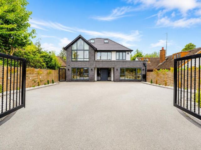 House for sale in Hampton In Arden, West Midlands