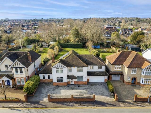 House for sale in St Albans, Five Acres