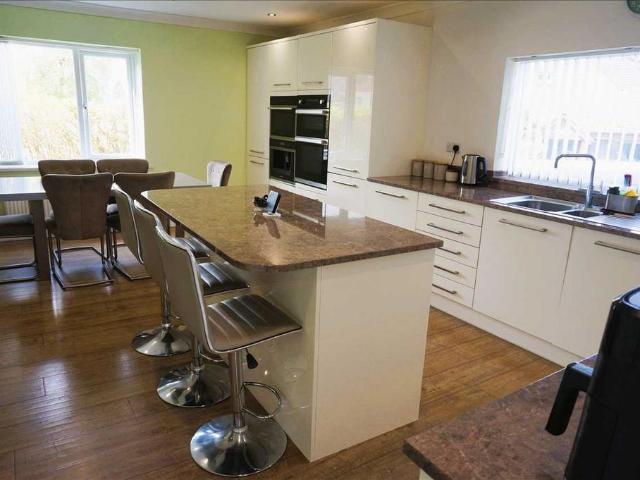 House for sale in Gorslas