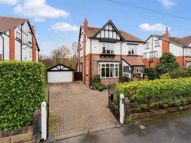 House for sale in Altrincham, Trafford