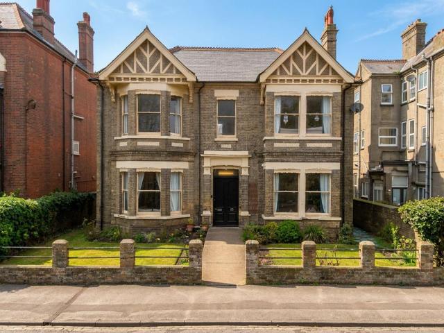 House for sale in Eastbridge, Suffolk