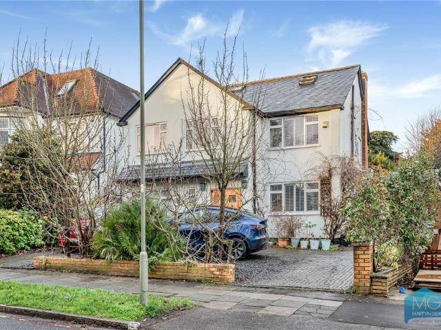 House for sale in North Finchley, Isle Of Man