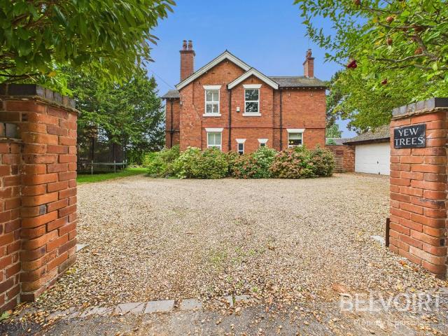 House for sale in Yarnfield and Cold Meece, Baswich