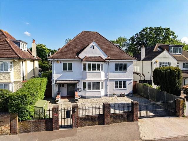 House for sale in New Malden, Greater London