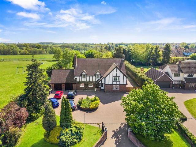 House for sale in Duton Hill, Essex
