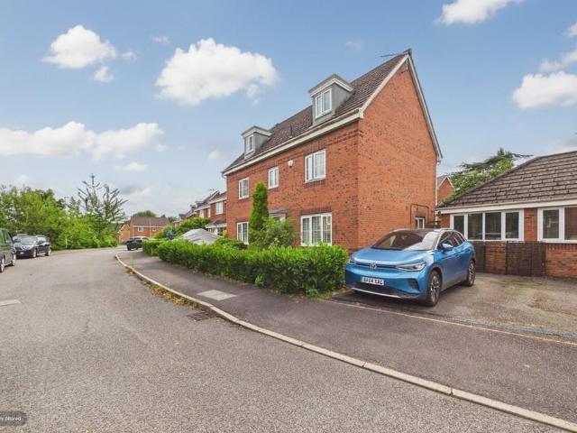 House for sale in Rowley Park, Baswich