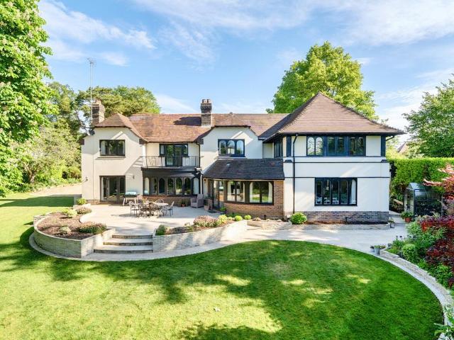 House for sale in Compton, Hampshire