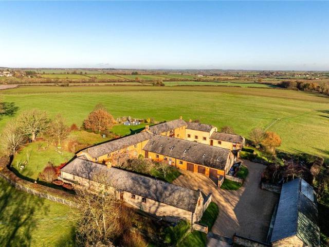 House for sale in Helmdon, Northamptonshire